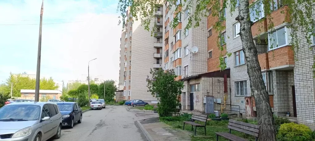 1-к кв. Псковская область, Великие Луки Октябрьский просп., 130 (30.0 ... - Фото 0