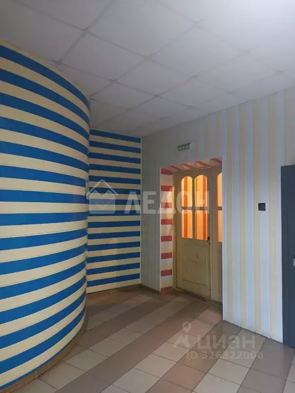 Помещение свободного назначения в Омская область, Омск Нефтезаводская ... - Фото 2