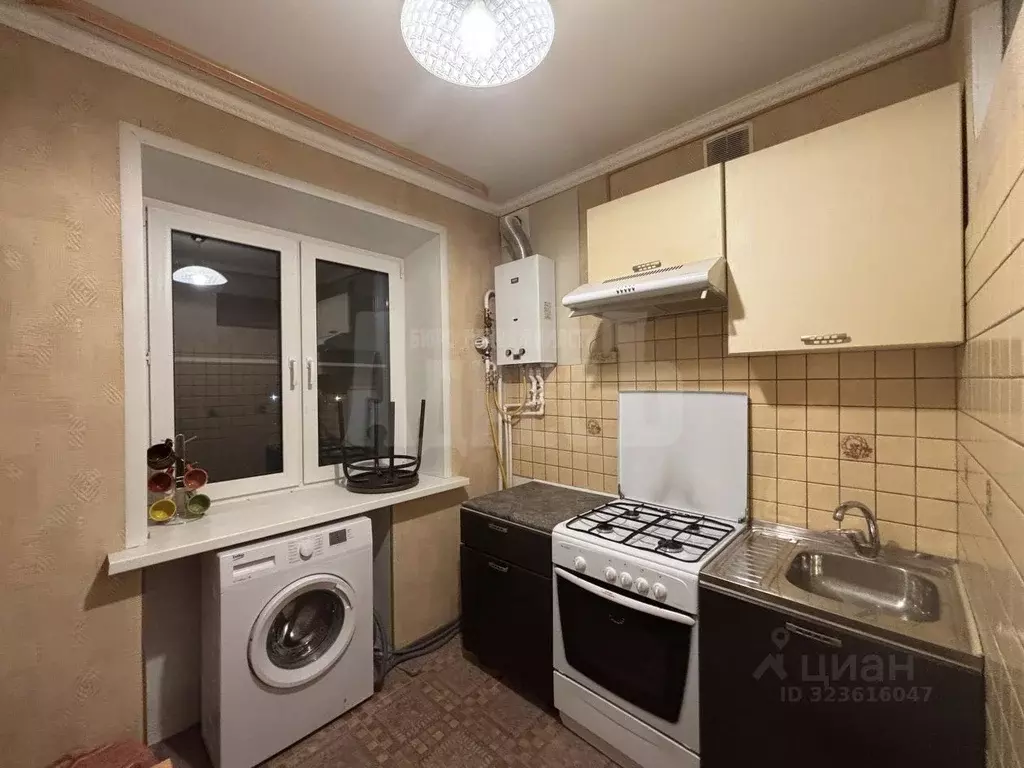 3-к кв. Калужская область, Балабаново г. Боровский муниципальный ... - Фото 2