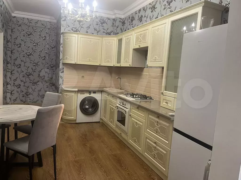 1-к. квартира, 75 м, 3/9 эт. - Фото 1