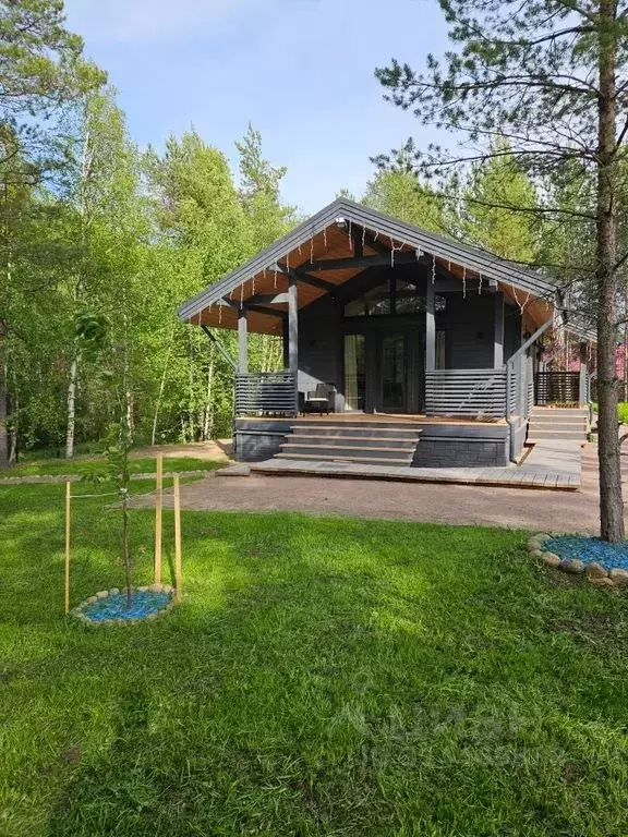 Дом в Карелия, Олонецкий район, Видлицкое с/пос, пос. Устье Видлицы ... - Фото 0