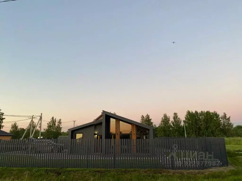 Дом в Ленинградская область, Ломоносовский район, Низинское с/пос, ... - Фото 1