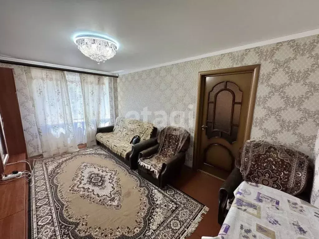 2-к кв. Крым, Симферополь ул. Кечкеметская (43.0 м) - Фото 1