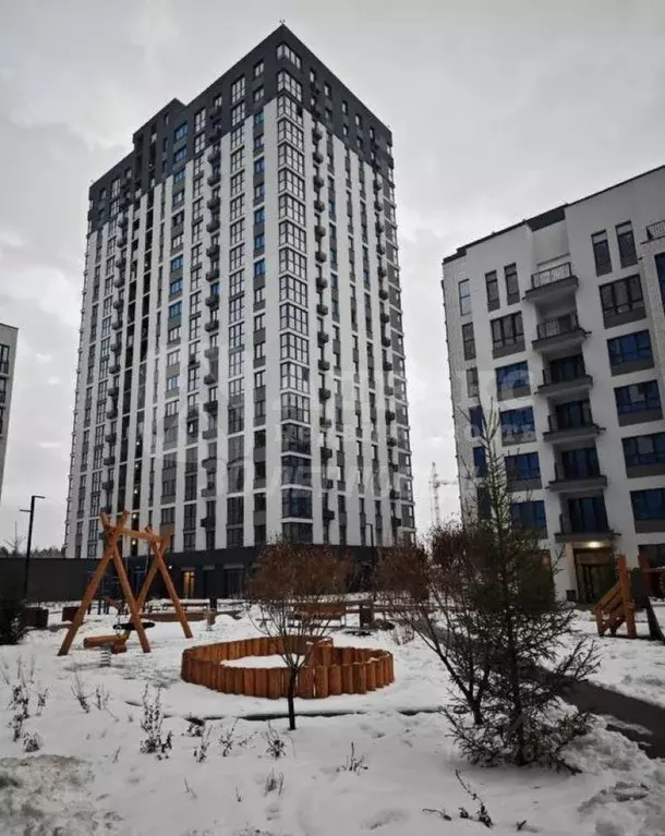 2-к кв. Тюменская область, Тюмень ул. Николая Глебова, 3 (59.1 м) - Фото 1