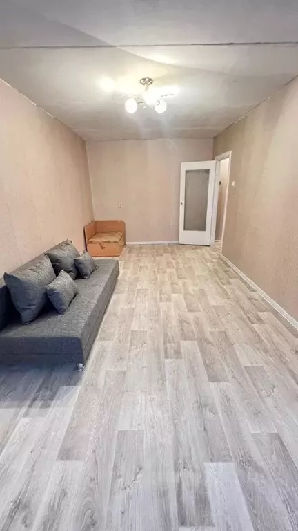 1-к кв. Свердловская область, Екатеринбург ул. Солнечная, 21 (31.9 м) - Фото 1