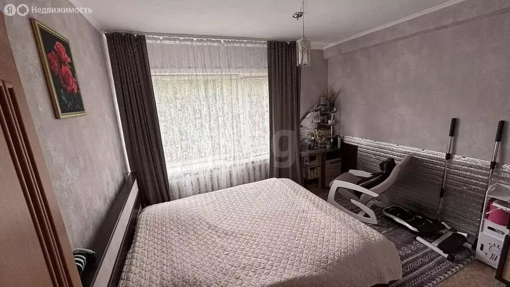 3-комнатная квартира: село Майма, улица Берёзовая Роща, 12 (58.3 м) - Фото 1