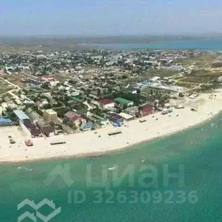 Участок в Крым, Сакский район, Штормовское с/пос, с. Приветное ул. ... - Фото 1