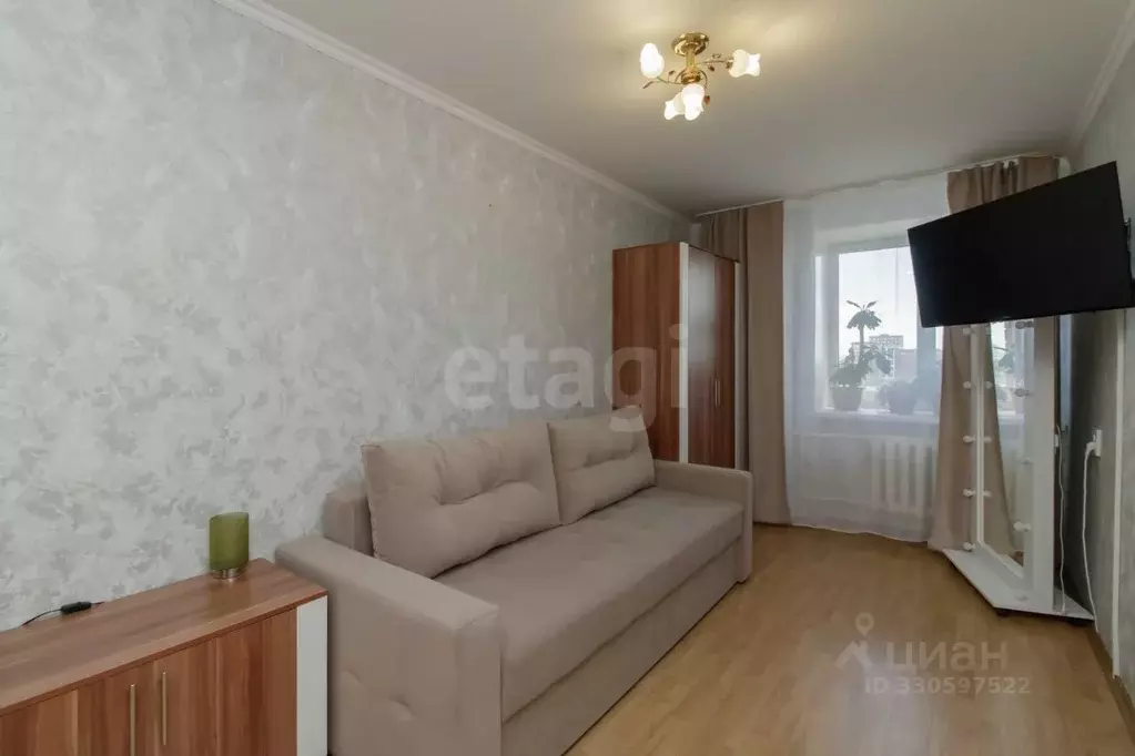 2-к кв. Тюменская область, Тюмень ул. 30 лет Победы, 132 (48.1 м) - Фото 1