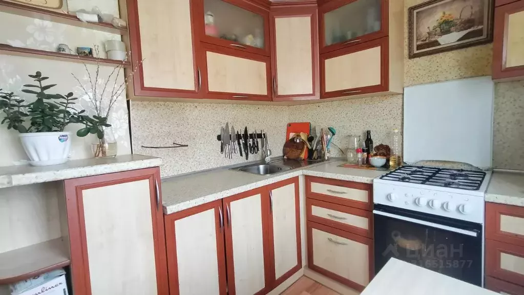 3-к кв. Вологодская область, Череповец ул. Бардина, 13А (59.3 м) - Фото 0