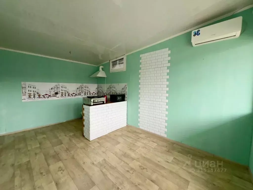Торговая площадь в Севастополь ул. Соловьева, 10 (15 м) - Фото 0