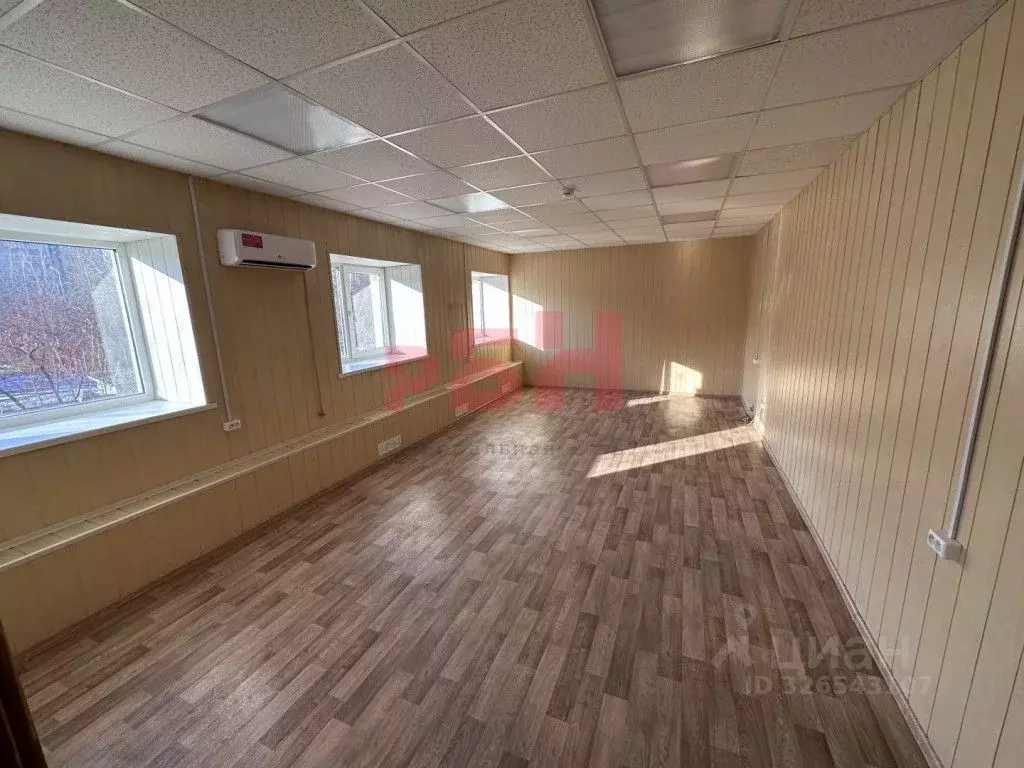 Офис в Тюменская область, Тюмень ул. 30 лет Победы, 103 (15 м) - Фото 1