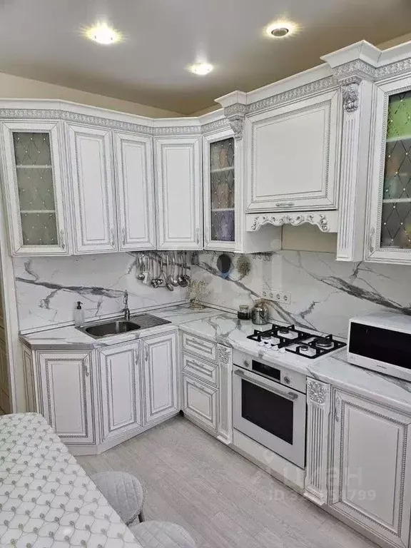 2-к кв. Ямало-Ненецкий АО, Новый Уренгой Сибирская ул., 55 (56.4 м) - Фото 1