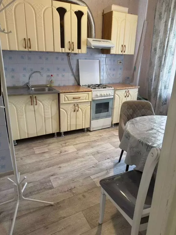 1-к. квартира, 43 м, 1/9 эт. - Фото 1
