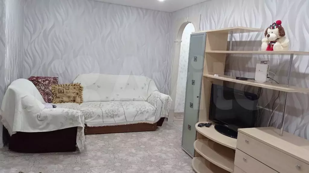 3-к. квартира, 47 м, 1/3 эт. - Фото 1