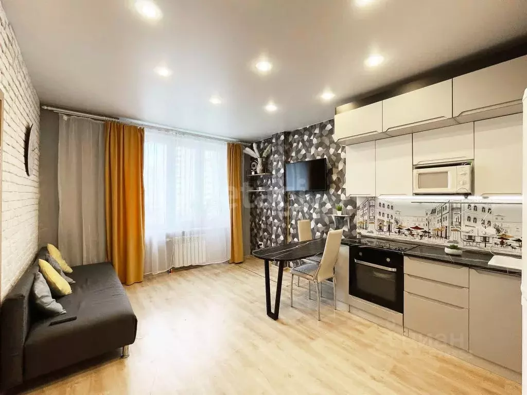 1-к кв. Ханты-Мансийский АО, Сургут ул. Ивана Захарова, 19 (30.8 м) - Фото 1