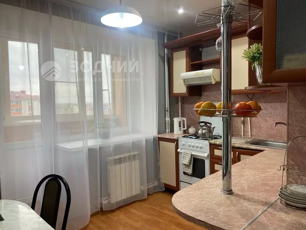 1-к кв. Чувашия, Канаш ул. 30 лет Победы, 111 (39.9 м) - Фото 0