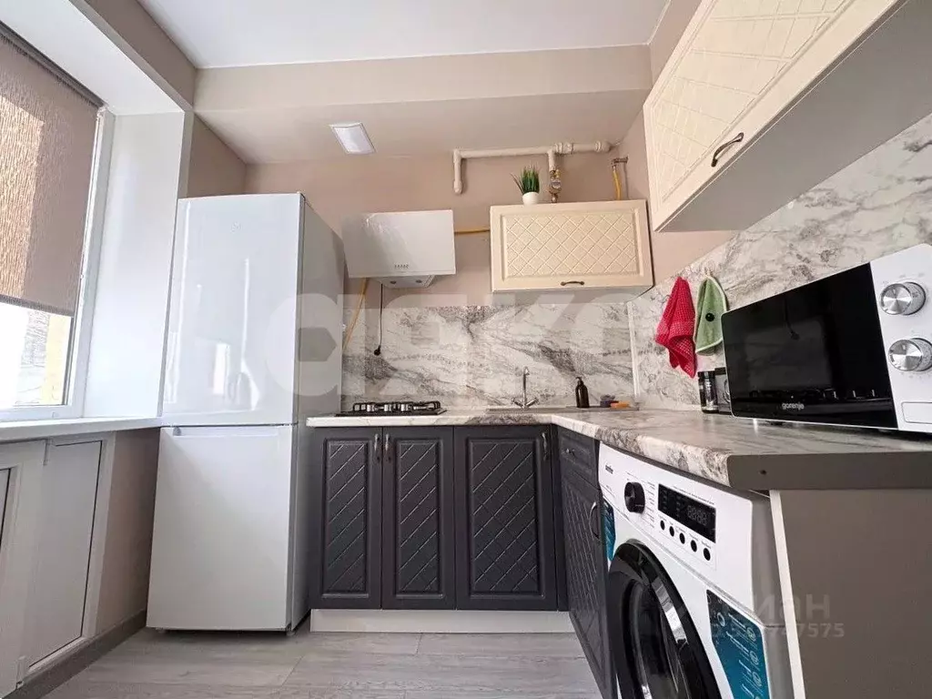 1-к кв. Волгоградская область, Волгоград ул. Дегтярева, 39 (31.9 м) - Фото 1