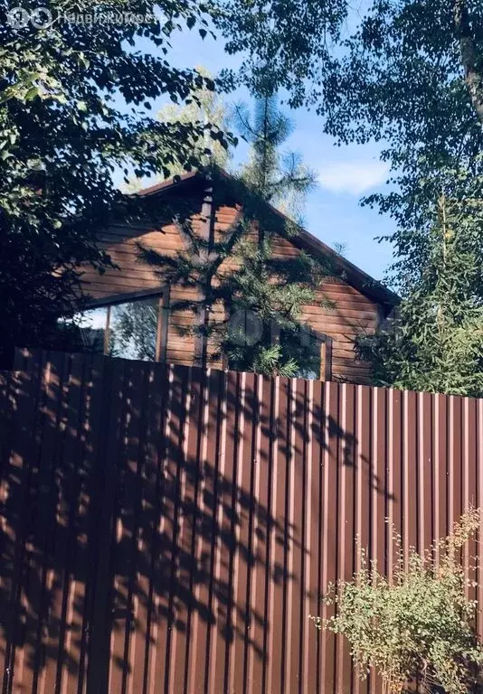 Дом в село Лучинское, Железнодорожная улица, 62Б (253 м) - Фото 0