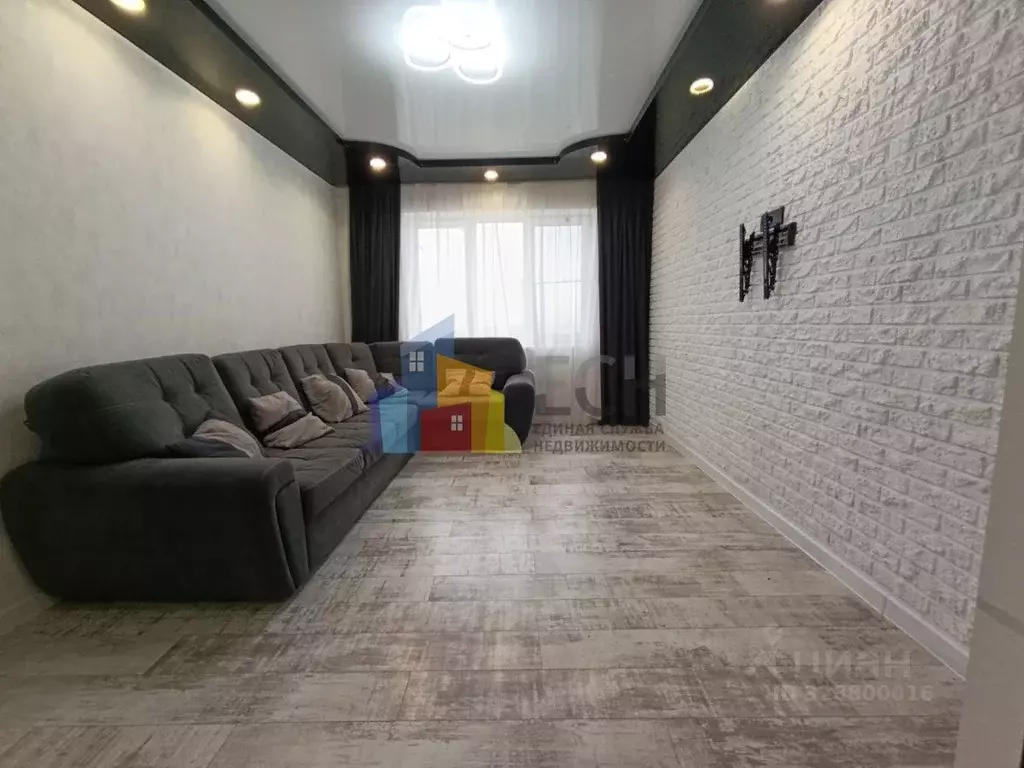 3-к кв. Тульская область, Тула Мясново мкр, ул. Санаторная, 9 (67.0 м) - Фото 0