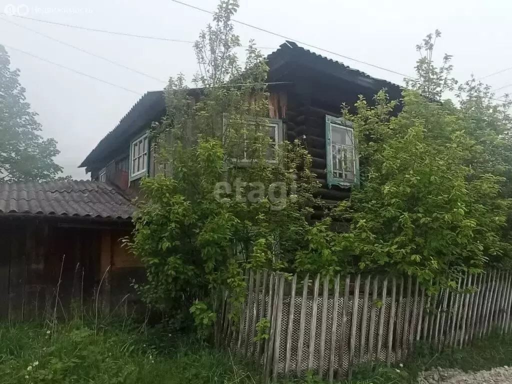 Дом в посёлок городского типа Верхняя Синячиха, улица Красина (87.6 м) - Фото 1