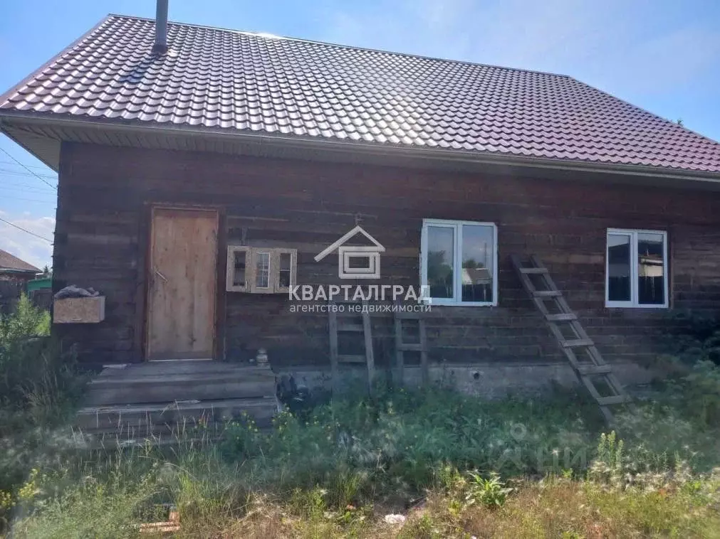Дом в Хакасия, Усть-Абакан рп ул. Свердлова, 12 (100 м) - Фото 0