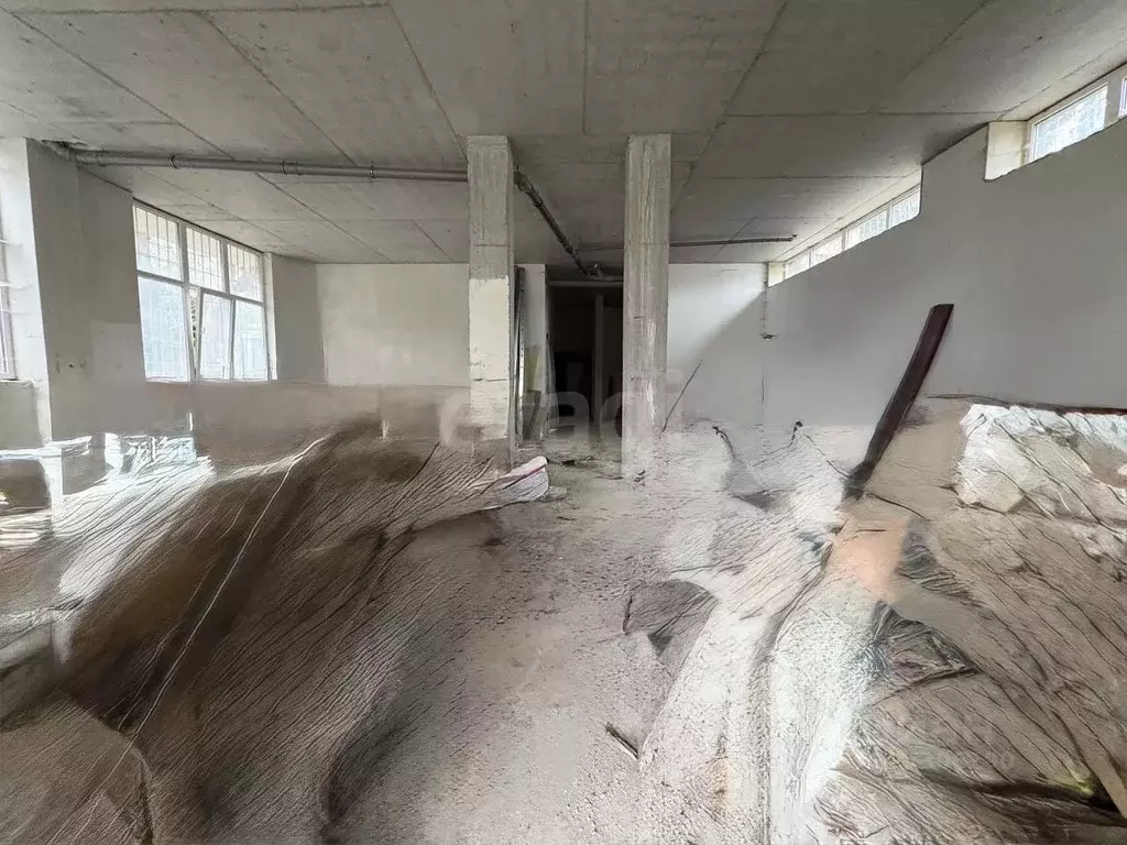 Торговая площадь в Крым, Ялта ул. Достоевского, 18/15 (153 м) - Фото 2