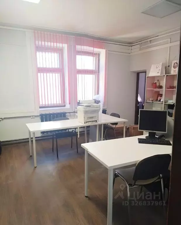 Помещение свободного назначения в Алтайский край, Барнаул Силикатная ... - Фото 1