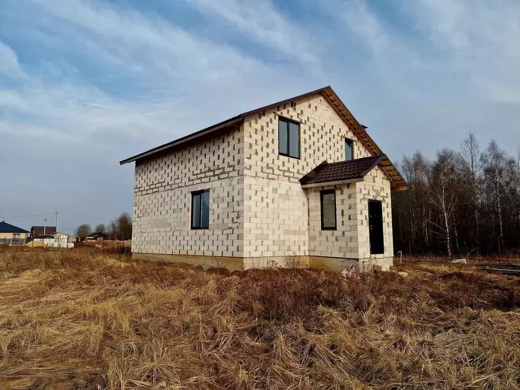 Дом в Смоленская область, Смоленский муниципальный округ, д. Лубня ул. ... - Фото 0