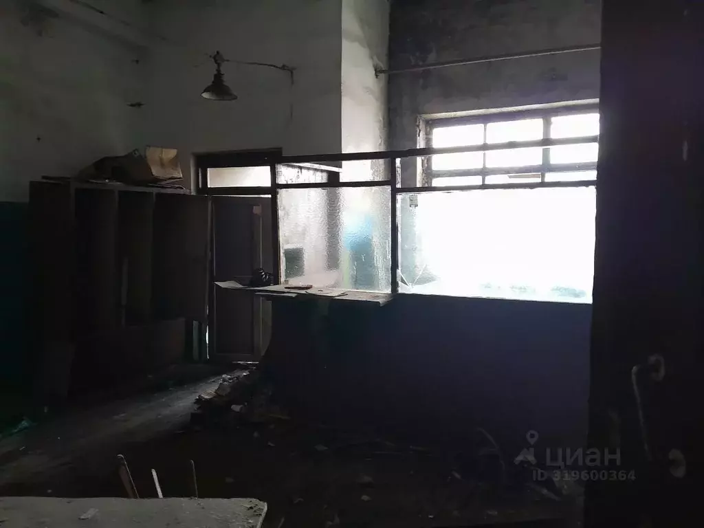 Помещение свободного назначения в Кировская область, Луза Коммунальная ... - Фото 0