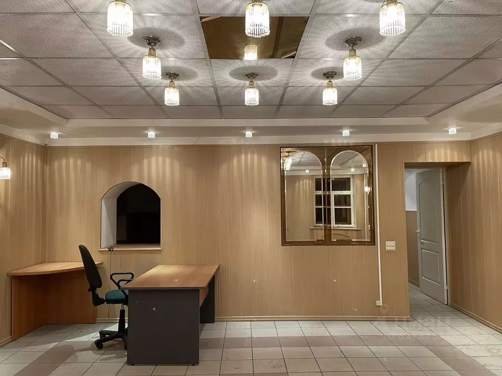 Помещение свободного назначения в Санкт-Петербург 4-я Васильевского ... - Фото 1