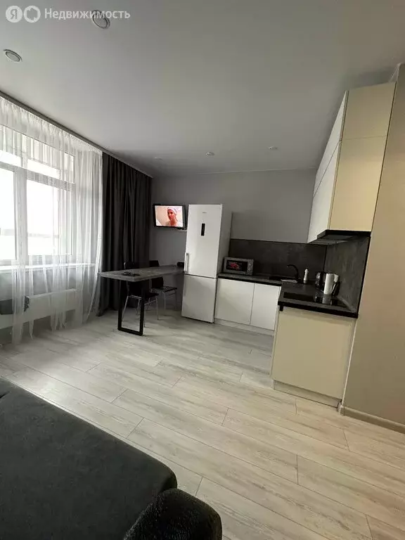 Квартира-студия: Краснодар, улица Григория Булгакова, 8к1 (27 м) - Фото 1