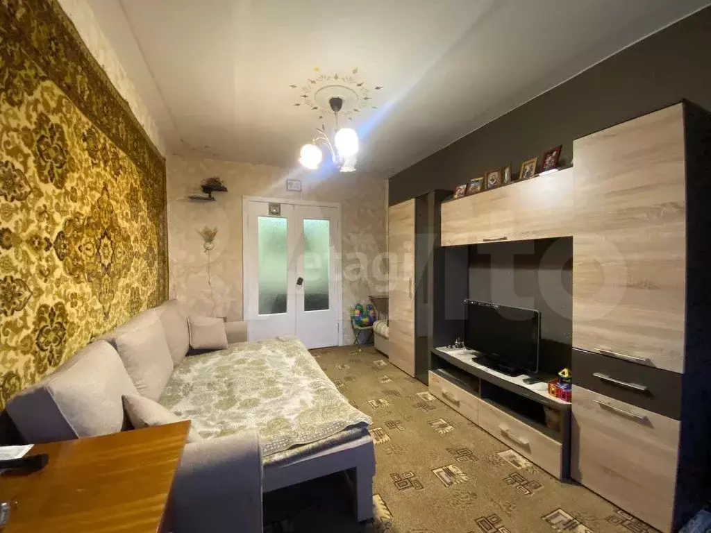 4-к. квартира, 66,5 м, 4/6 эт. - Фото 1