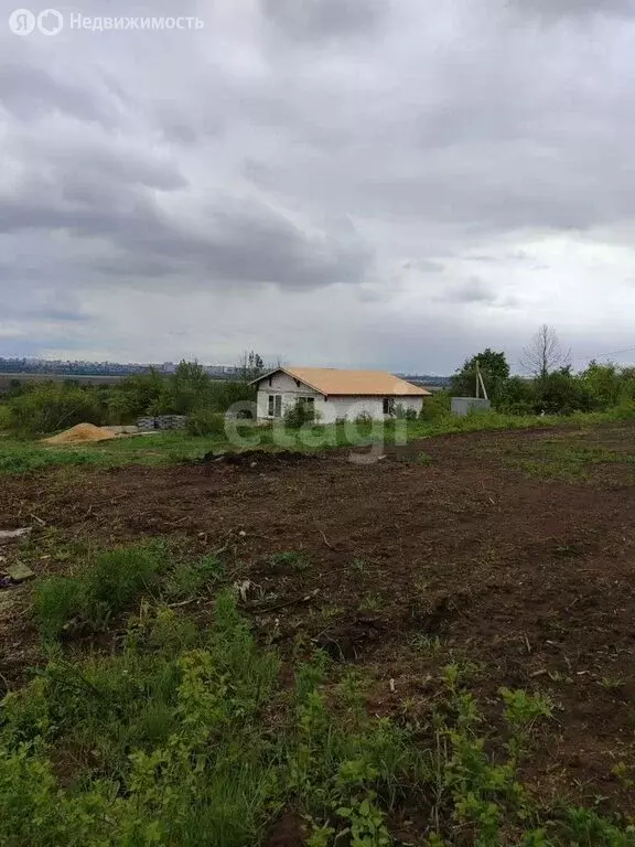 Участок в село Семилуки, Заречная улица (10 м) - Фото 0