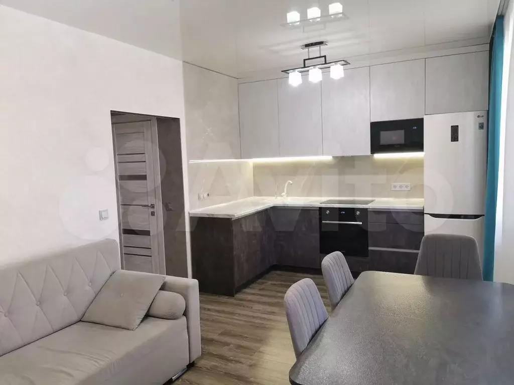 2-к. квартира, 70 м, 5/7 эт. - Фото 0