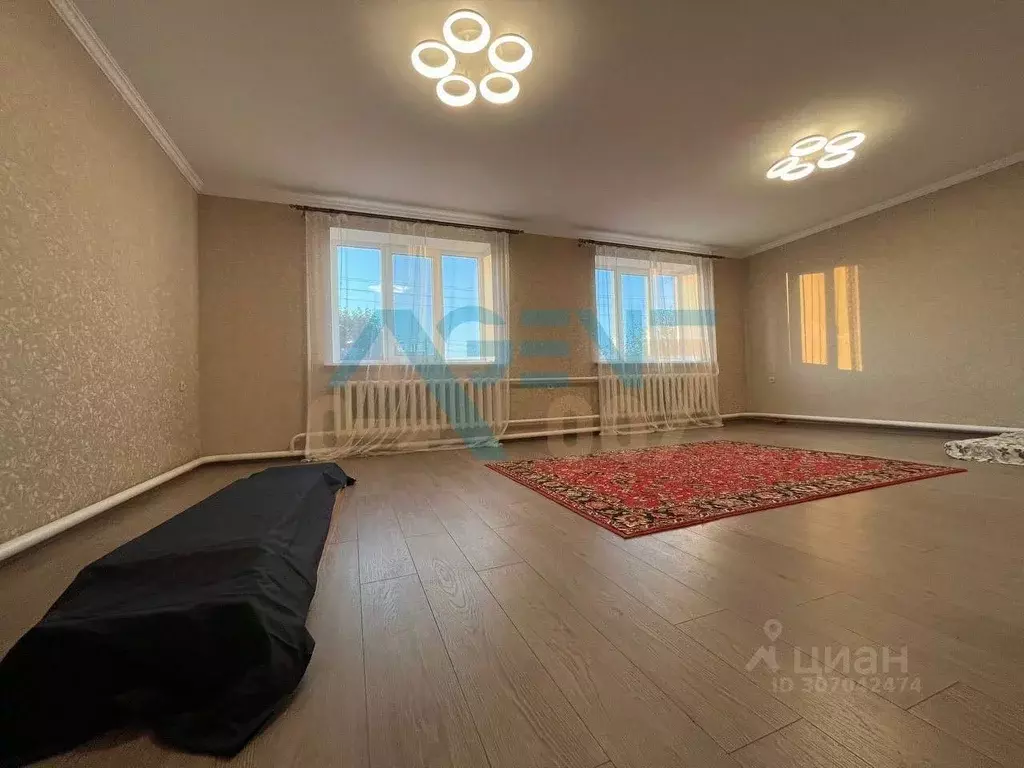 Дом в Белгородская область, Белгородский район, Никольское с/пос, с. ... - Фото 2