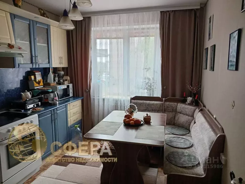 3-к кв. Белгородская область, Старый Оскол Конева мкр, 11 (63.0 м) - Фото 0