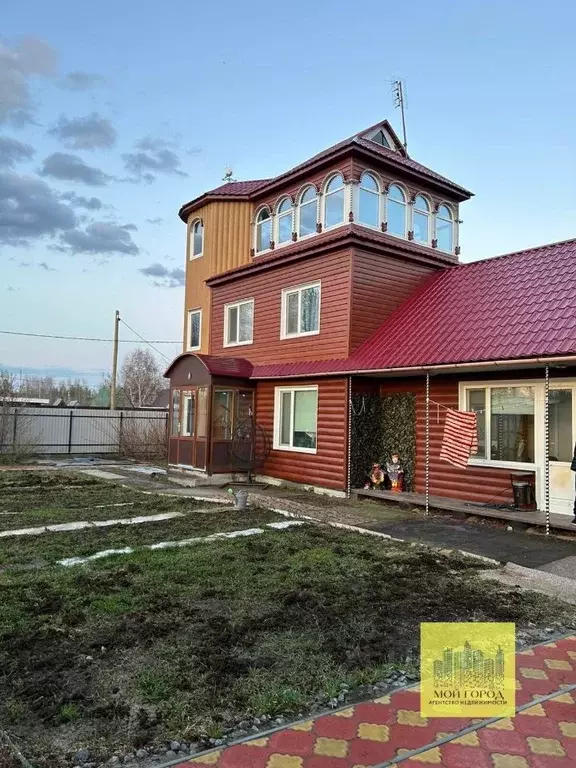 Дом в Ханты-Мансийский АО, Пыть-Ях ул. 11-я, 2 (100 м) - Фото 1