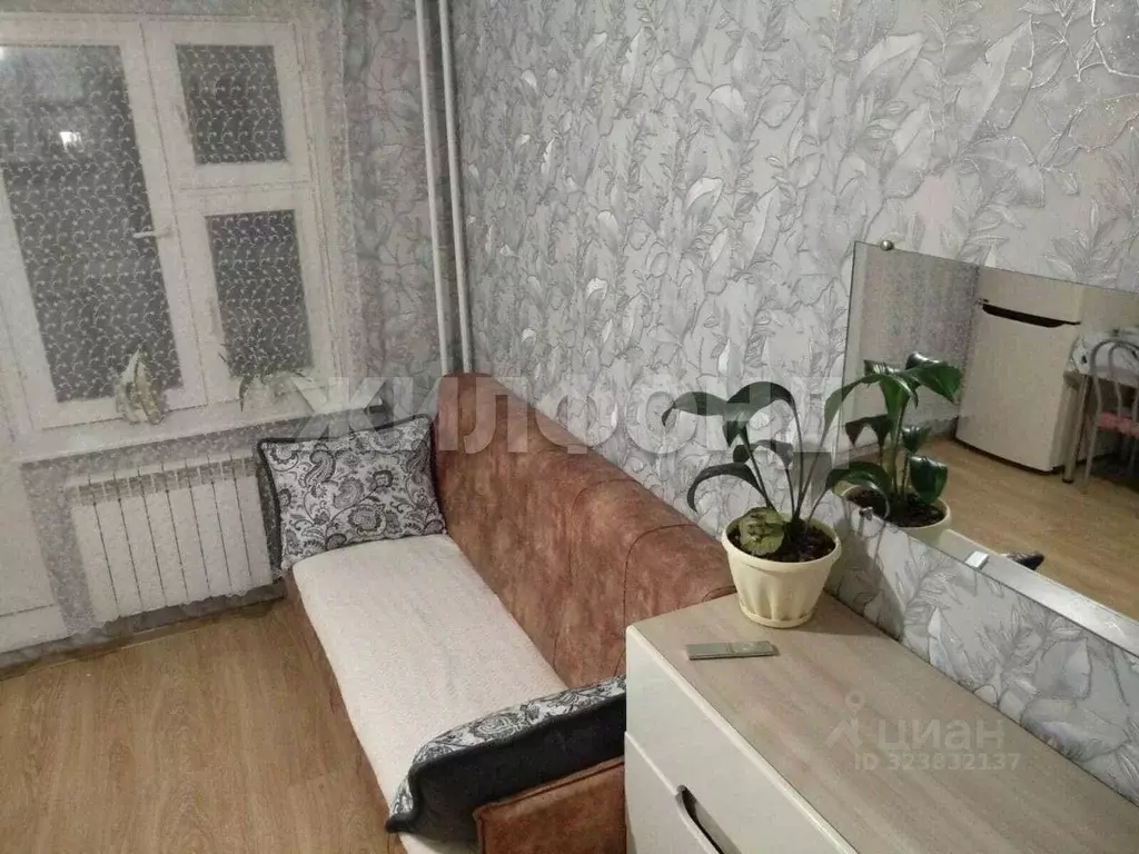 1-к кв. Новосибирская область, Новосибирск ул. Одоевского, 1/2 (17.1 ... - Фото 2