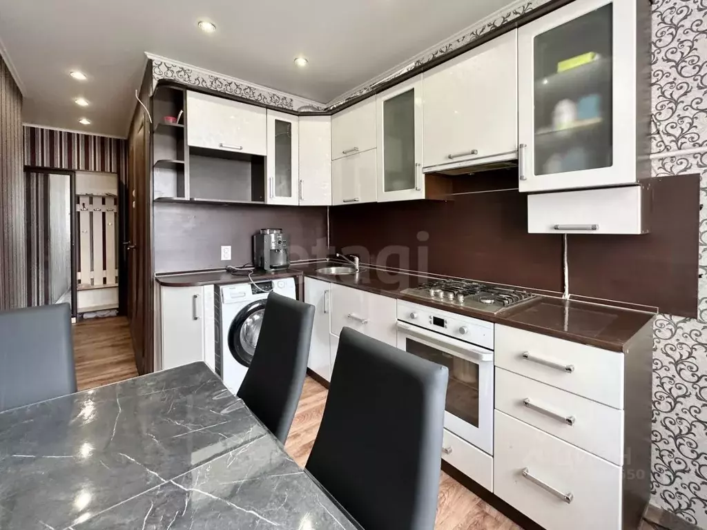 2-к кв. Башкортостан, Стерлитамак ул. Артема, 113 (50.6 м) - Фото 1