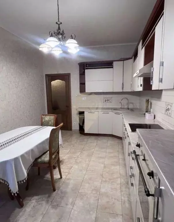 2-к кв. Белгородская область, Старый Оскол Степной мкр, 13 (87.0 м) - Фото 1