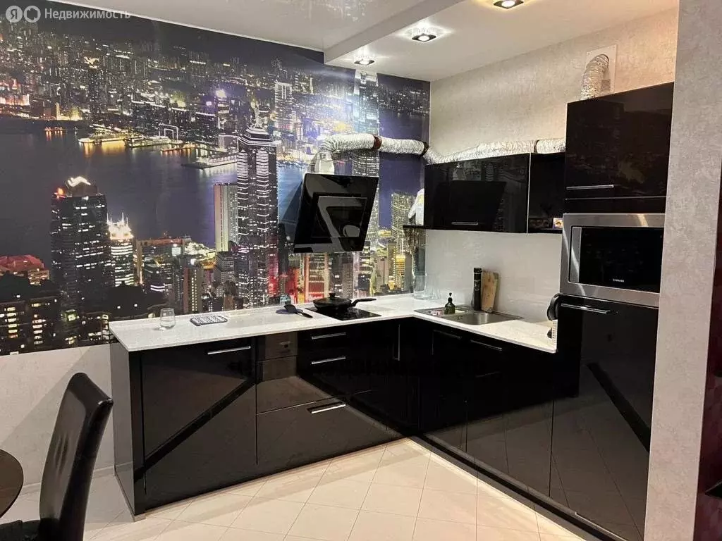 Квартира-студия: Тюмень, улица Самарцева, 8 (52.7 м) - Фото 2