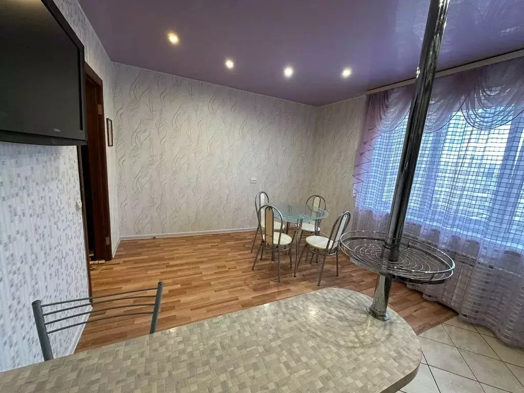 3-к кв. Ленинградская область, Волхов ул. Мичурина, 1 (72.0 м) - Фото 2