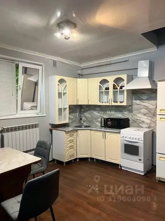 1-к кв. Саратовская область, Энгельс Совхозная ул., 35 (50.0 м) - Фото 1