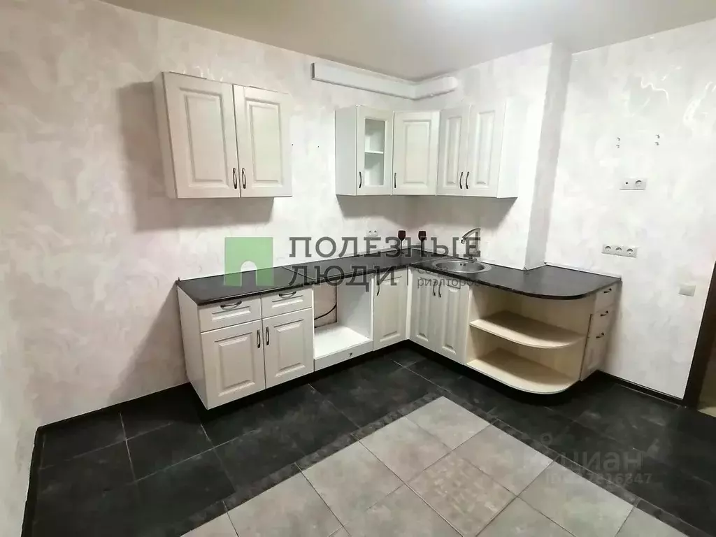 3-к кв. Саратовская область, Саратов Лунная ул., 28 (95.2 м) - Фото 1