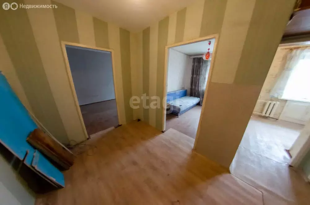 2-комнатная квартира: Шадринск, улица Луначарского, 23 (40.7 м) - Фото 1