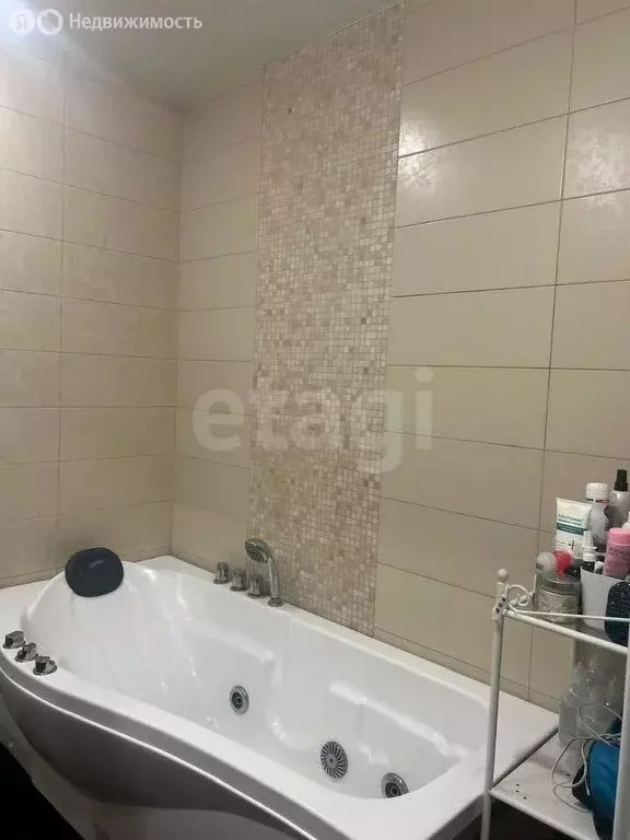 2-комнатная квартира: Ростов-на-Дону, улица Нансена, 437/2 (70.8 м) - Фото 0