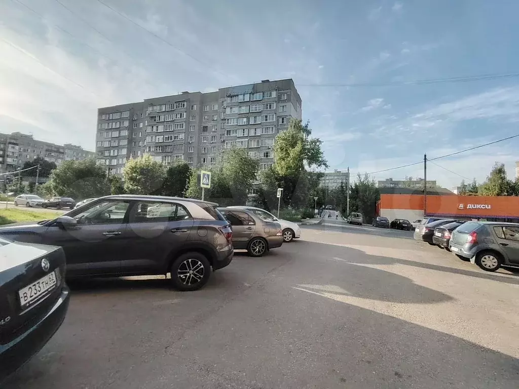 Комната 11 м в 1-к., 1/9 эт. - Фото 1