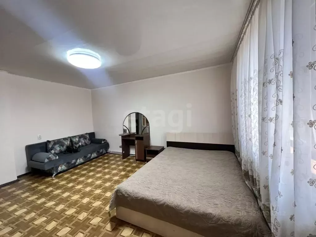 1-к кв. Крым, Симферополь ул. Красная (40.0 м) - Фото 1