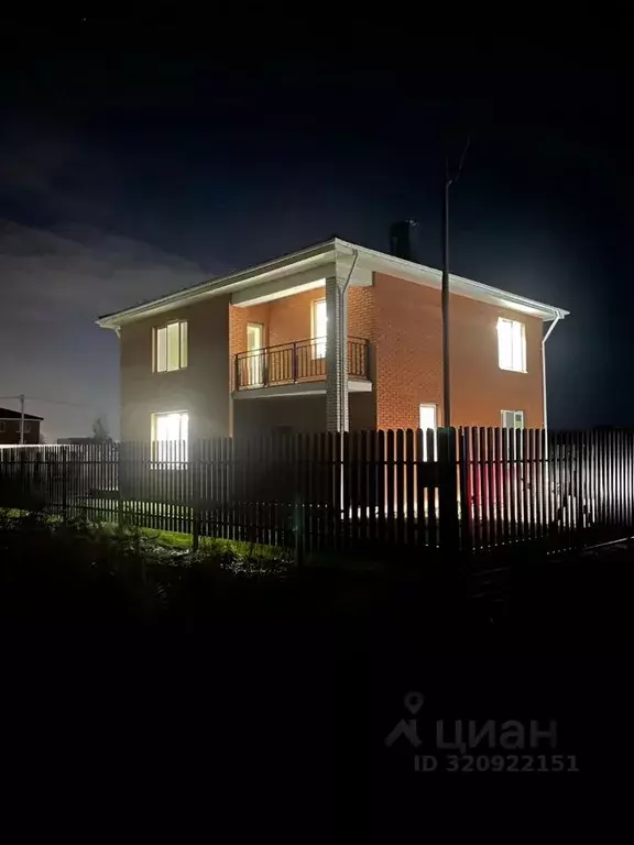 Дом в Ленинградская область, Тосненский район, Никольское городское ... - Фото 0