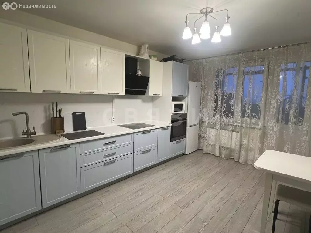 2-комнатная квартира: Тюмень, Кремлёвская улица, 87 (67 м) - Фото 1